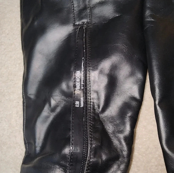 Black heeled leather boots size 8.5 - Picture 4 of 6